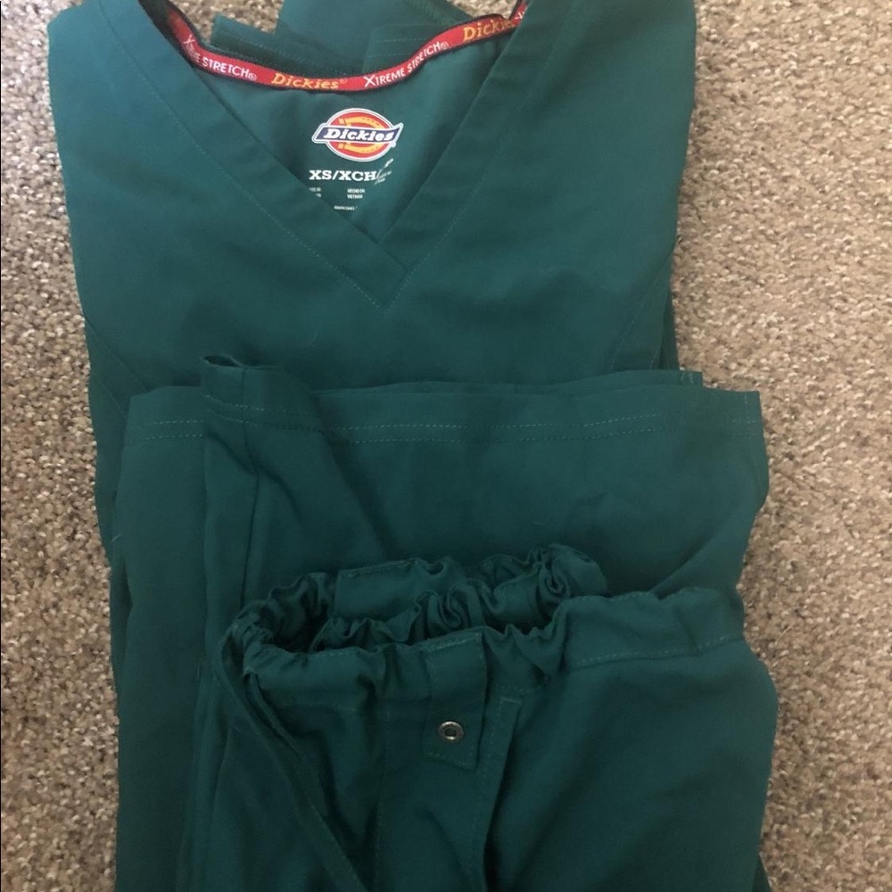 Dickies scrub set